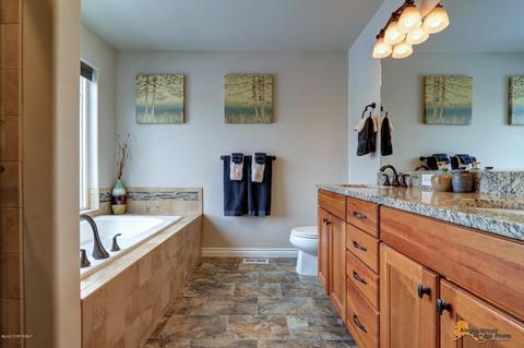 13103 Curry Ridge Cir, Eagle River, AK 99577 photo 17