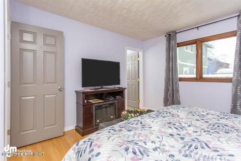 2041 E 72nd Ave, Anchorage, AK 99507 photo 17