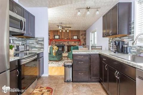 2041 E 72nd Ave, Anchorage, AK 99507 photo 10