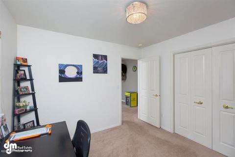 3220 E 64th Ave, Anchorage, AK 99507 photo 15