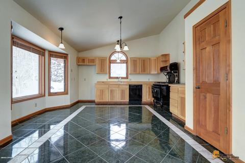 10514 Crest View Ln, Eagle River, AK 99577 photo 9