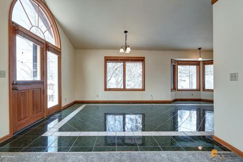 10514 Crest View Ln, Eagle River, AK 99577 photo 6