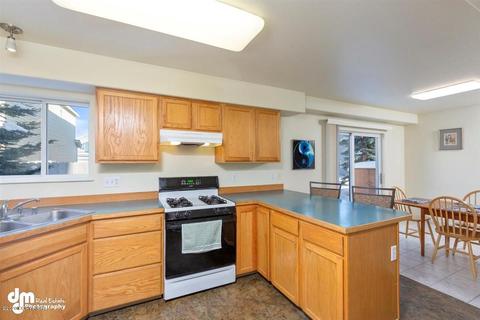 6439 Desiree Loop, Anchorage, AK 99507 photo 5
