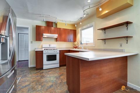 1500 Wolverine St, Anchorage, AK 99504 photo 11
