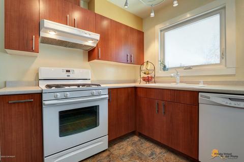 1500 Wolverine St, Anchorage, AK 99504 photo 12