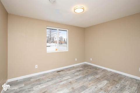 2301 E 27th Ave, Anchorage, AK 99508 photo 11