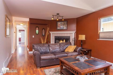 3926 Reflection Dr, Anchorage, AK 99504 photo 3