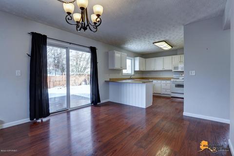 2031 E 72nd Ave, Anchorage, AK 99507 photo 12