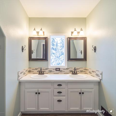 20446 Eagle River Rd, Eagle River, AK 99577 photo 17