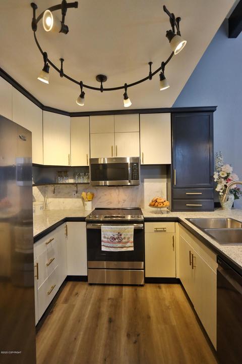 7700 Lars Cir, Anchorage, AK 99518 photo 14