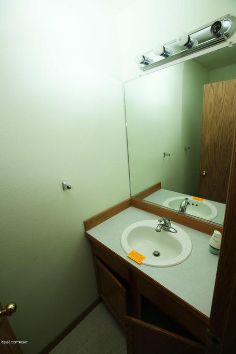 5731 E 6th Ave # 9, Anchorage, AK 99504 photo 6