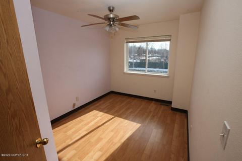 5731 E 6th Ave # 9, Anchorage, AK 99504 photo 12