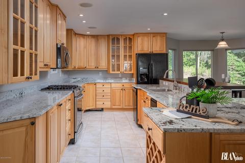 11824 Inspiration Dr, Eagle River, AK 99577 photo 12