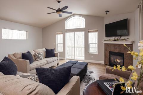 20585 Pine Crest Ln, Eagle River, AK 99577 photo 4