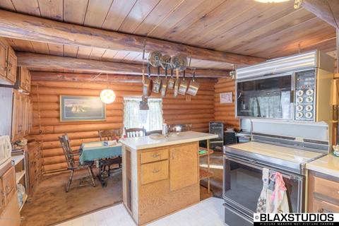3210 Badger Rd, North Pole, AK 99705 photo 4