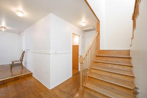 2245 Daybreak Ct, Anchorage, AK 99501 photo 9