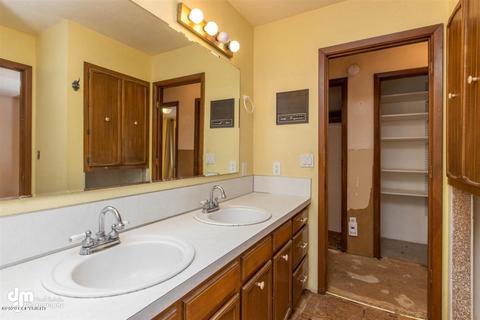 14231 Harold Loop, Eagle River, AK 99577 photo 9
