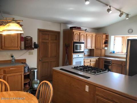 21221 Baron Dr, Chugiak, AK 99567 photo 9