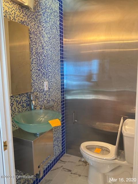 5700 E 99th Ave, Anchorage, AK 99516 photo 12
