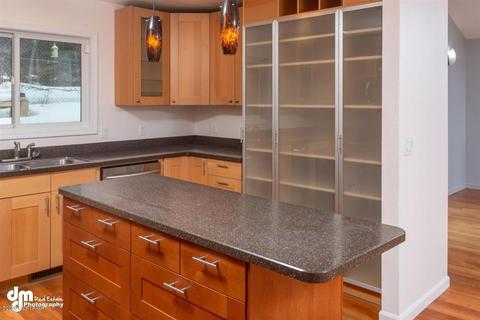 1850 Commodore Dr, Anchorage, AK 99507 photo 7