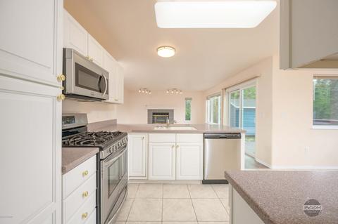 19054 Mountain Point Cir, Eagle River, AK 99577 photo 7