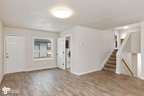 1041 E 26th Ave, Anchorage, AK 99508 photo 5