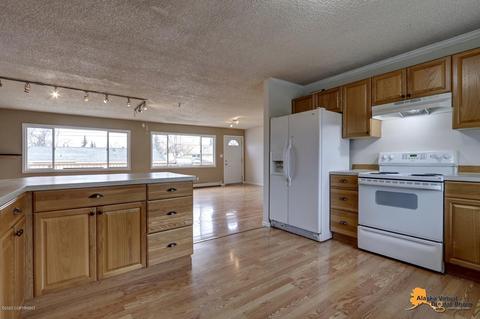 8025 E 4th Ave, Anchorage, AK 99504 photo 14
