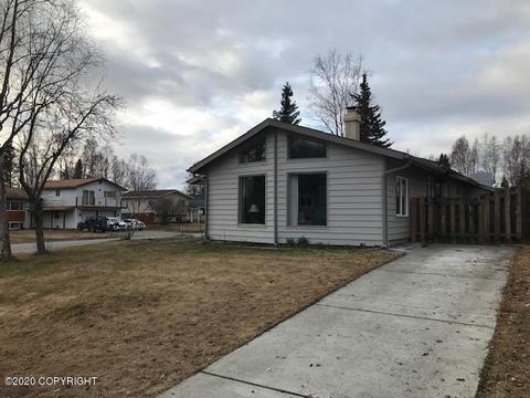 7421 Augustine Dr, Anchorage, AK 99504 photo 3