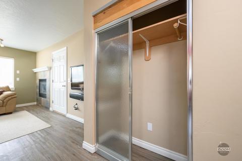 328 E 15th Ave # 1, Anchorage, AK 99501 photo 9