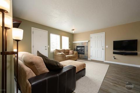 328 E 15th Ave # 1, Anchorage, AK 99501 photo 8