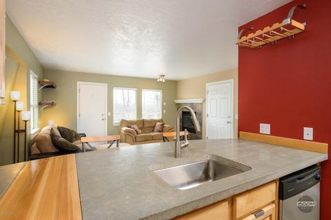 328 E 15th Ave # 1, Anchorage, AK 99501 photo 4