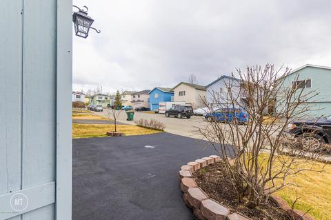 8727 Cross Pointe Loop, Anchorage, AK 99504 photo 3