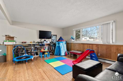 3921 Laron Ln, Anchorage, AK 99504 photo 13