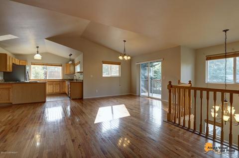 11250 Borealis St, Eagle River, AK 99577 photo 4
