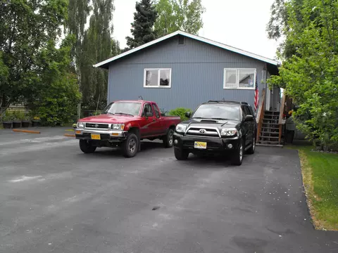 6710 E 10th Ave, Anchorage, AK 99504 photo 1