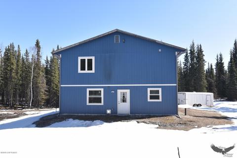 2815 Bear Ave, North Pole, AK 99705 photo 2