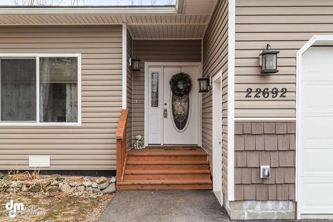 22692 Needels Loop # 6, Chugiak, AK 99567 photo 5