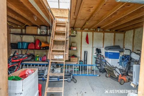 335 E 23rd Ave, Anchorage, AK 99503 photo 48