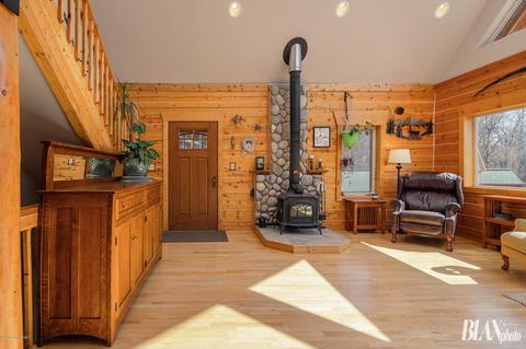 3828 Delores Dr, Eagle River, AK 99577 photo 2