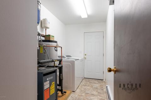 3154 E 19th Ct, Anchorage, AK 99508 photo 5