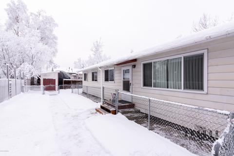 3154 E 19th Ct, Anchorage, AK 99508 photo 1
