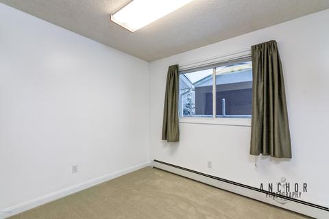 3154 E 19th Ct, Anchorage, AK 99508 photo 6