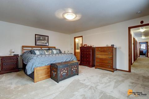 9400 Main Tree Dr, Anchorage, AK 99507 photo 10