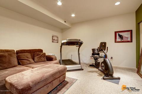 9400 Main Tree Dr, Anchorage, AK 99507 photo 12