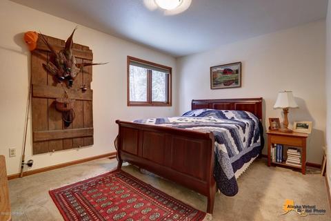9400 Main Tree Dr, Anchorage, AK 99507 photo 6