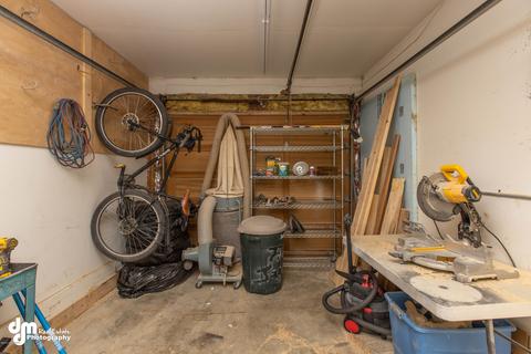7720 Jaguar Cir, Anchorage, AK 99502 photo 32