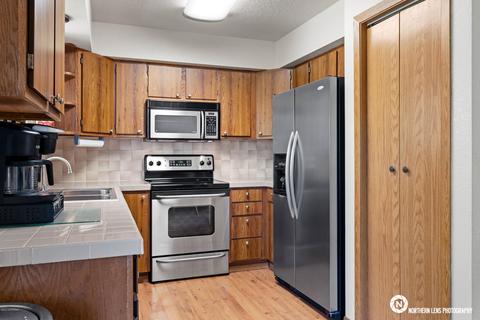 18037 Misty Falls Cir, Eagle River, AK 99577 photo 8