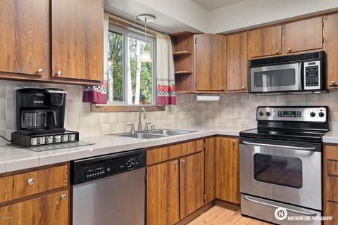 18037 Misty Falls Cir, Eagle River, AK 99577 photo 7