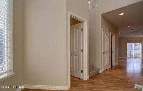 9114 Eagle River Ln, Eagle River, AK 99577 photo 8