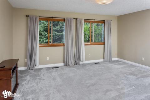 2811 Seafarer Loop, Anchorage, AK 99516 photo 31